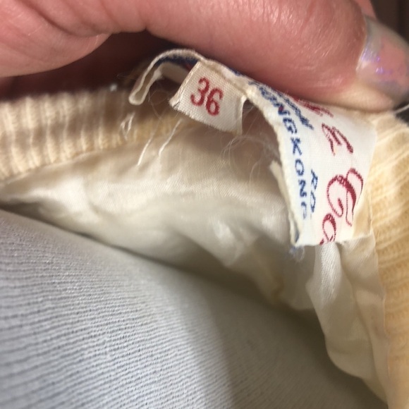 Charles & co yellow floral button up sweater size small​ - Picture 8 of 12